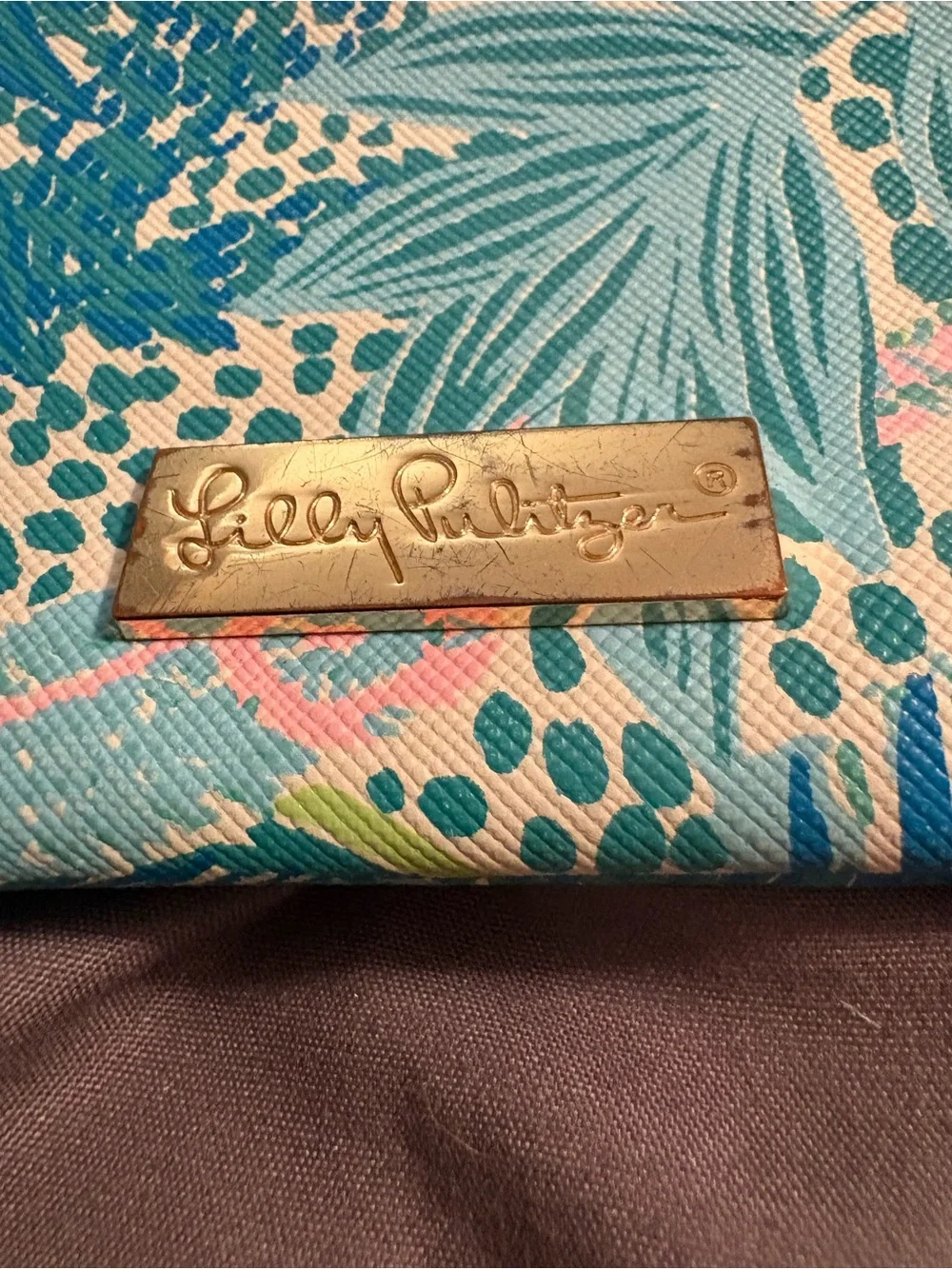 Lilly Pulitzer compact lilly